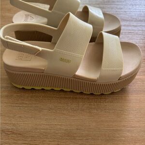 Reef Water Vista Higher Cream Platform Shoes with Chunky Sole